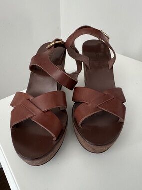 Women’s Brown Leather and Suede Platform Sandals - Classic Strappy Design